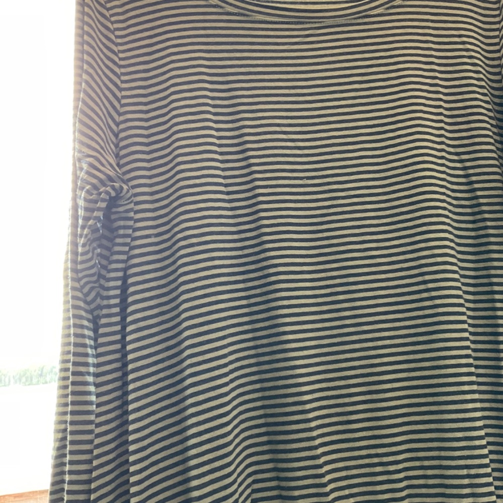 Cutloose assymetrical striped tunic in size medium - Picture 4 of 5